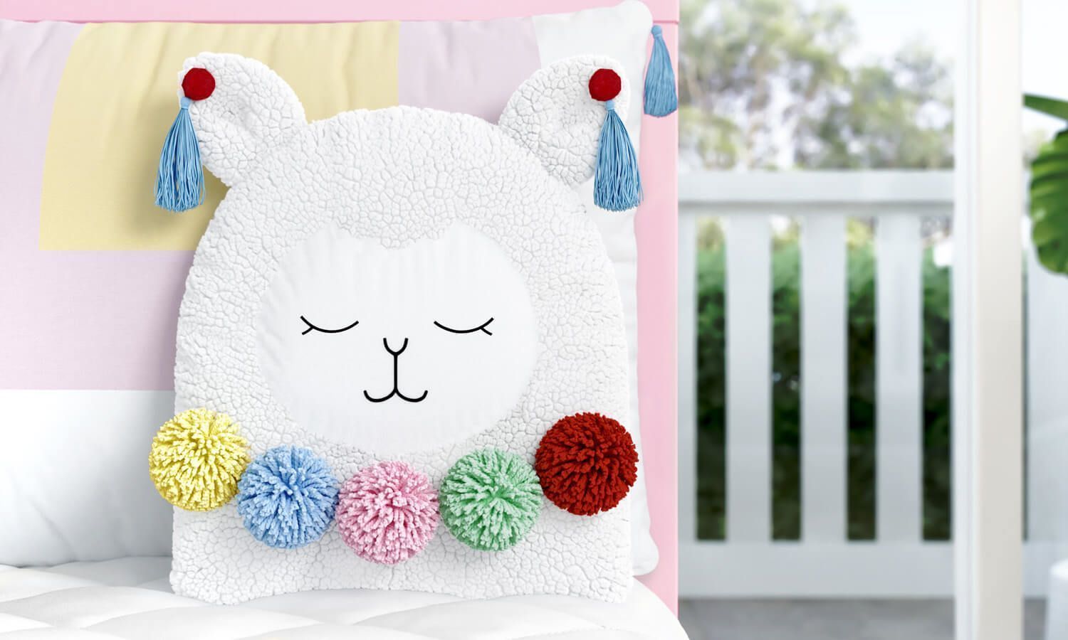 Almofada Amiguinha Lhama Bolinhas e Tassel 31cm