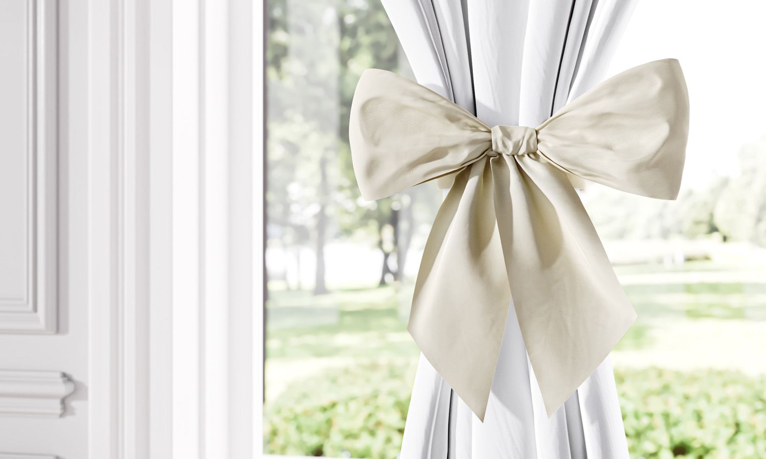 Cortina Clássica com Laços Rosa e Branco