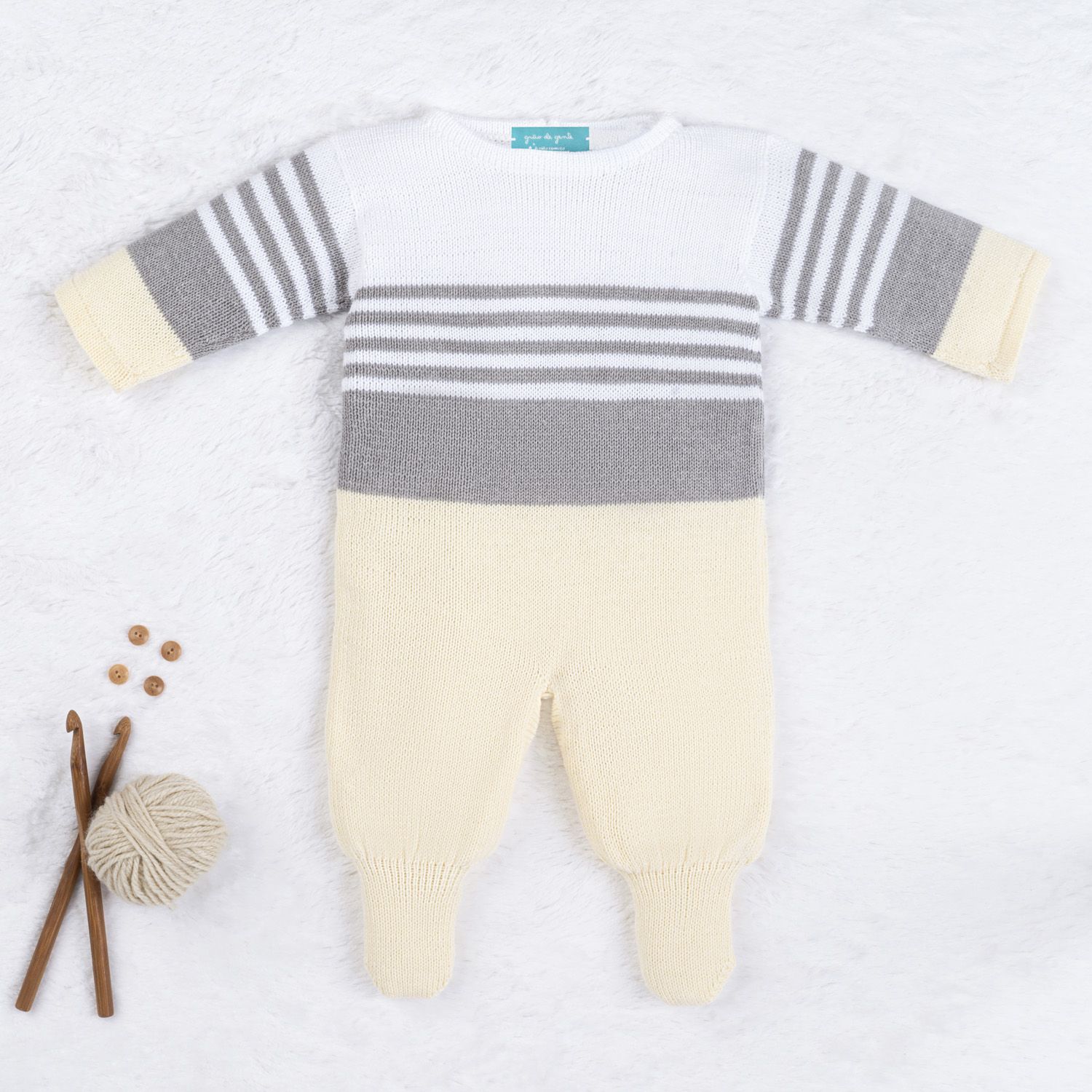 Macacão Tricot Listrado Reizinho Azul Marinho e Cinza
