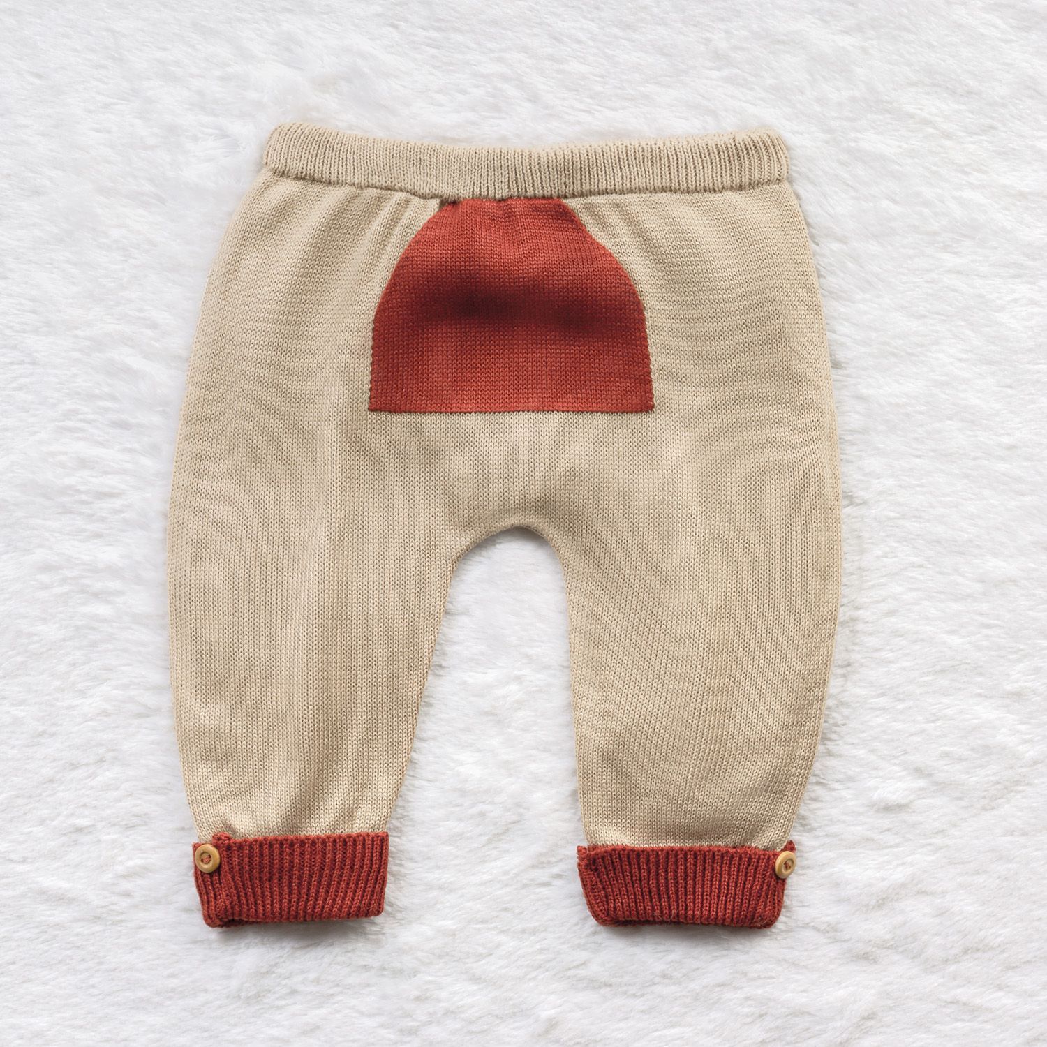 Calça Bebê Saruel Tricot com Bolsinho Bege e Terracota Tam G