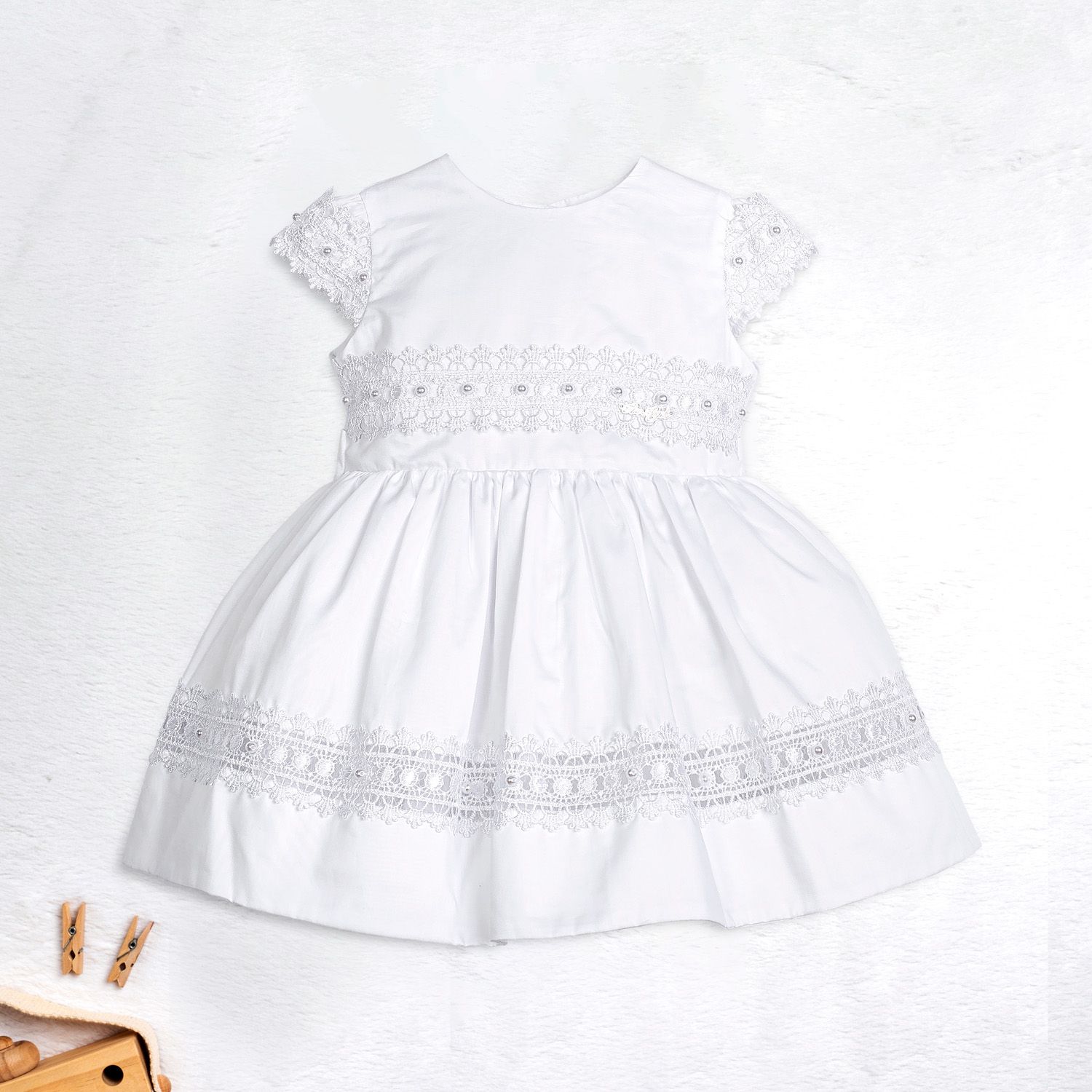 Vestido Batizado Branco com Pérolas 18m