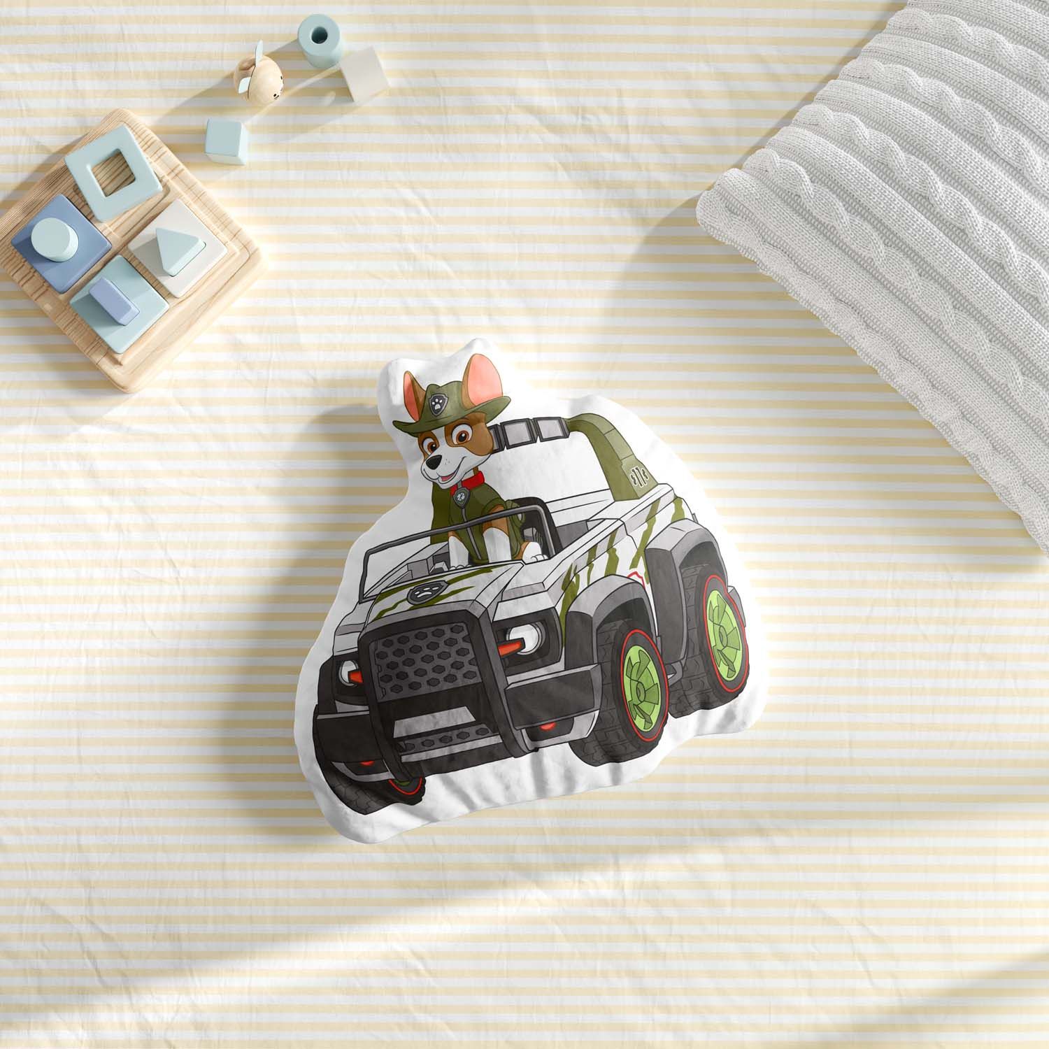 Almofada Tracker no Carro de Aventura Patrulha Canina