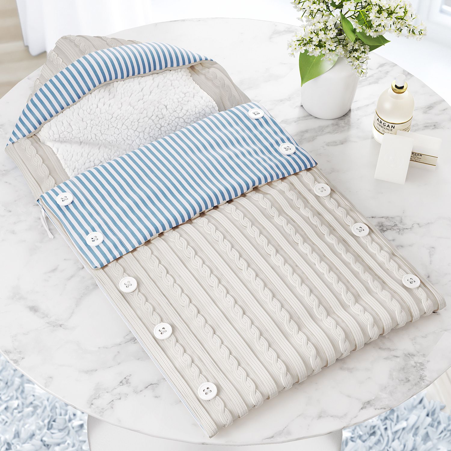 Porta Bebê com Capuz Tricot Luxo Azul